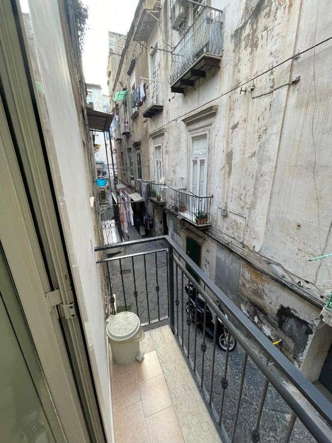 B&B Nonna Concettina Napels Buitenkant foto